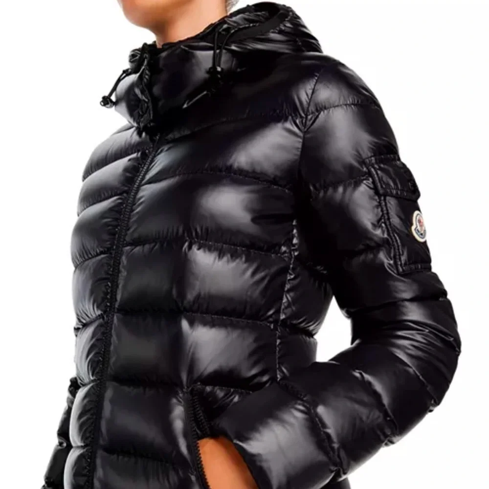 Women’s moncler long down puffer coat - Picture 2 of 7